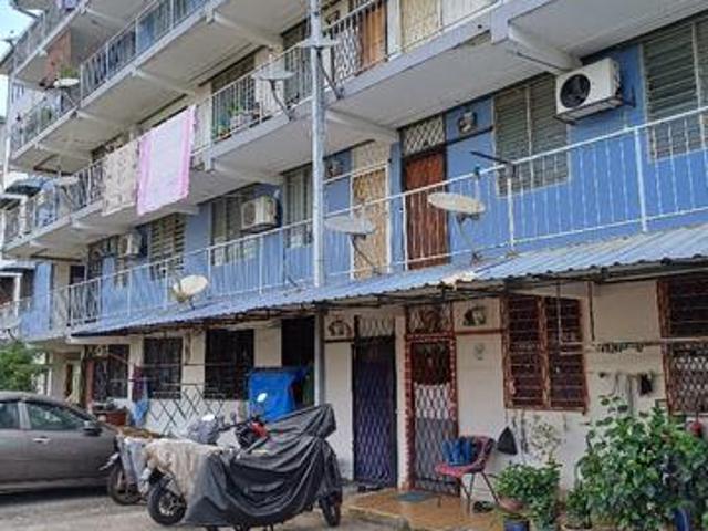 Flat Wangsa Maju untuk Dijual