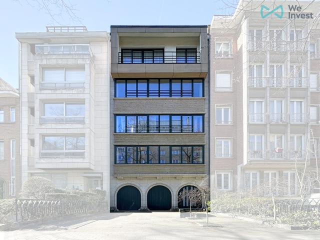 Flat with two bedrooms in Ixelles