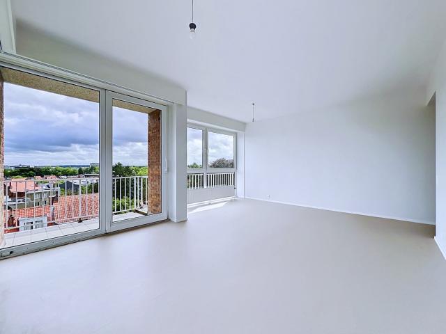 Flat with two bedrooms in Ixelles