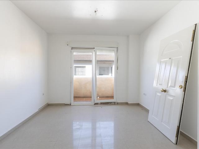 Piso en venta en Cijuela, Granada en Calle Alejandro Otero
