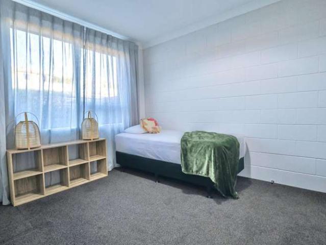 Flat 1/164 Edgeware Road, Edgeware, Christchurch City