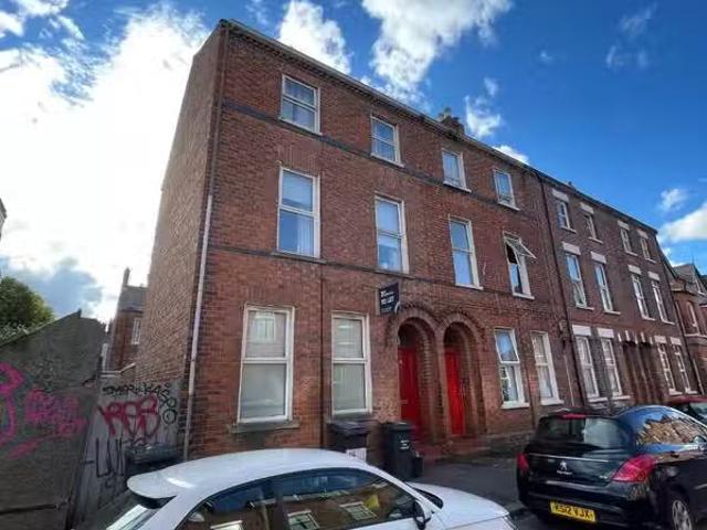 Flat 1 18 Wellesley Avenue