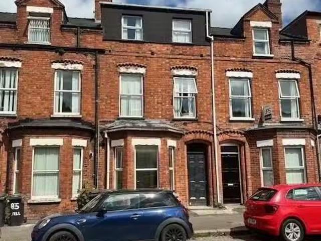 Flat 1 83 Wellesley Avenue