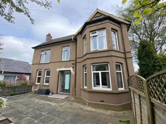 Flat 1 & Flat 2, 46 Springfield Road
