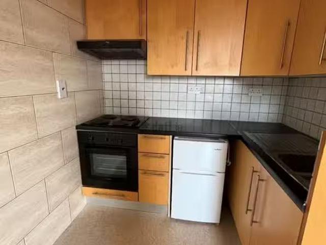 Flat 2, 175 Rathgar Road, Rathgar, Dublin 6 is for rent