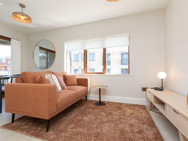 Flat 2, 38 Meath Street, The Coombe, Dublin 8