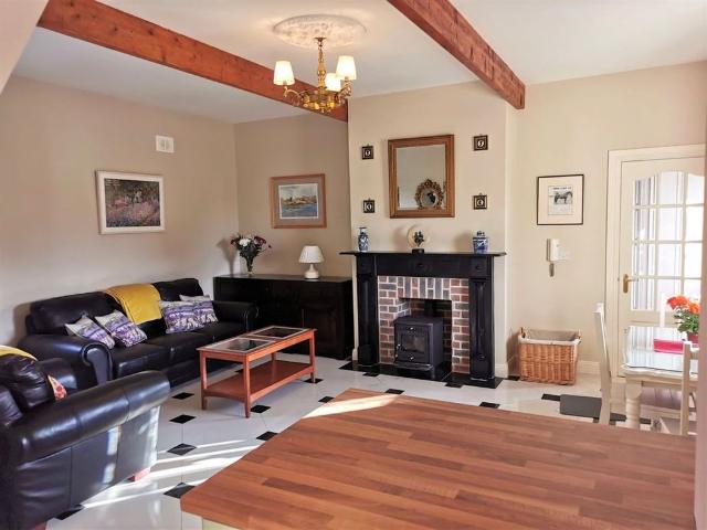 Flat 2, The Garden Cottage, Maevesrath Stud, Garlow Cross, Navan, Co. Meath