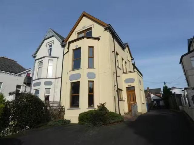 Flat 3 152 Upper Newtownards Road, 152 Upper Newtownards Road