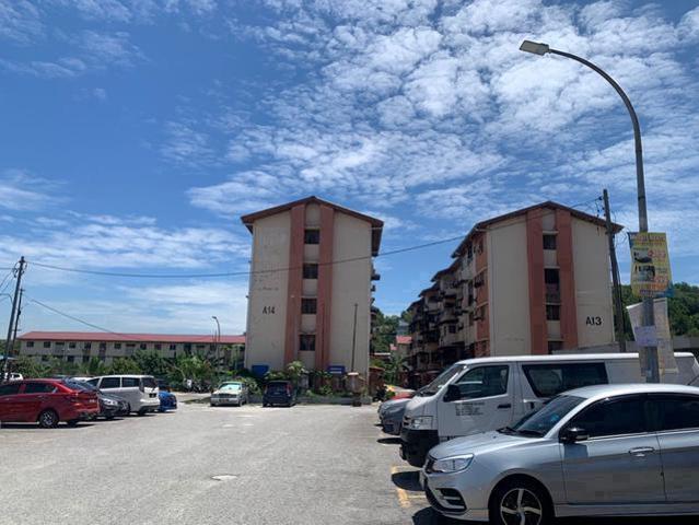 Flat 3 Bilik Tidur Taman Melati Rumah Luas 710sft Blok A14 Unit Tepi