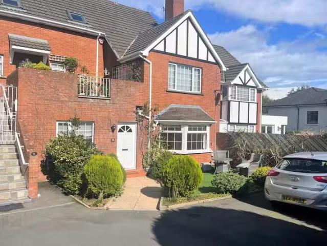Flat 3 The Grange, 32a Deramore Park