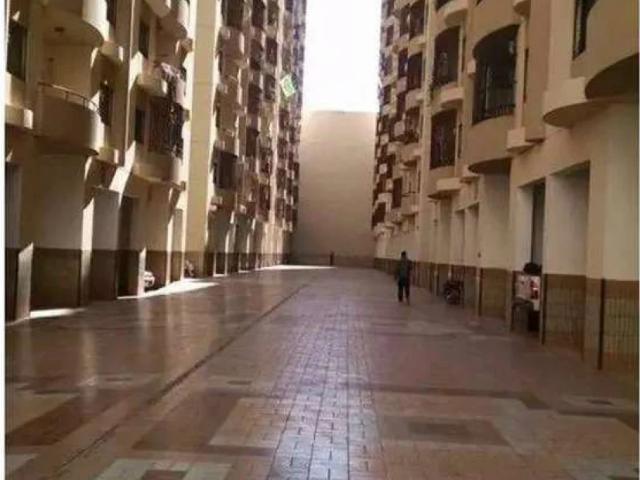 Flat 3b dd, saima square one mall near millenium mall karachi gulshan e iqbal block 10 id 61207