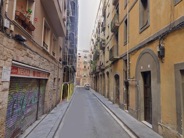 Piso en venta en Barcelona, Barcelona en Calle Sant Erasme