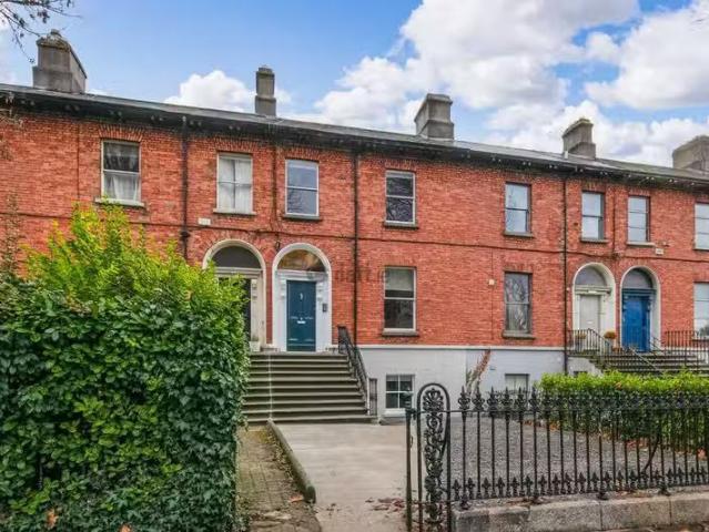 Flat 5, 12 North Circular Road, Stoneybatter, Dublin 7 is for.