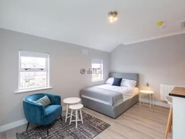 Flat 5, 49 Leinster Road, Rathmines, Dublin 6 is for rent
