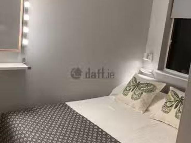 Flat 6 230 South Circular rd Dublin 8, South Circular Road, Du.