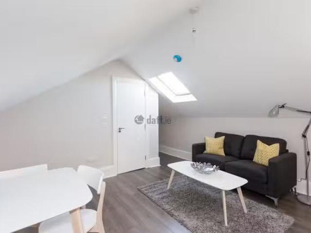 Flat 7, 67 Brighton Road, Rathgar, Dublin 6 is for rent