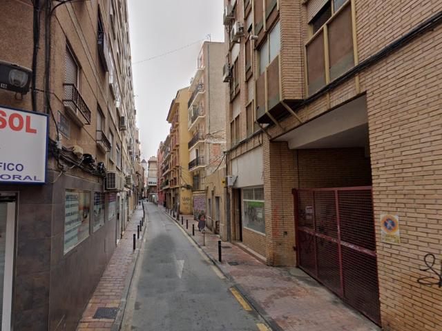 Piso en venta en Murcia, Murcia en Calle Almenara