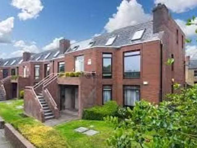 Flat 8, Auburn House, Rathgar, Dublin 6 is for rent