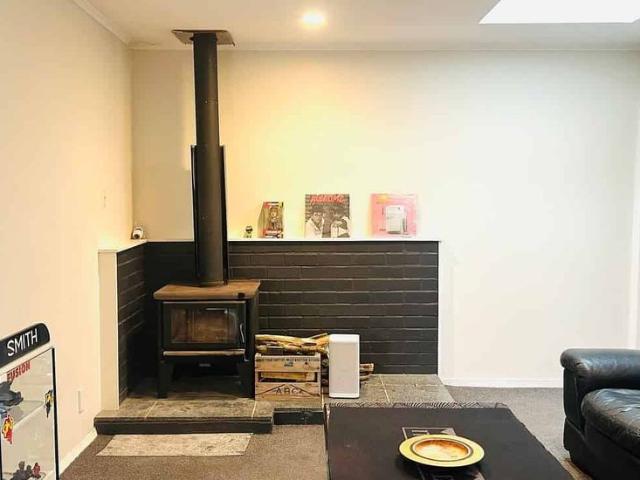 Flatmate wanted for Owen St, Newtown