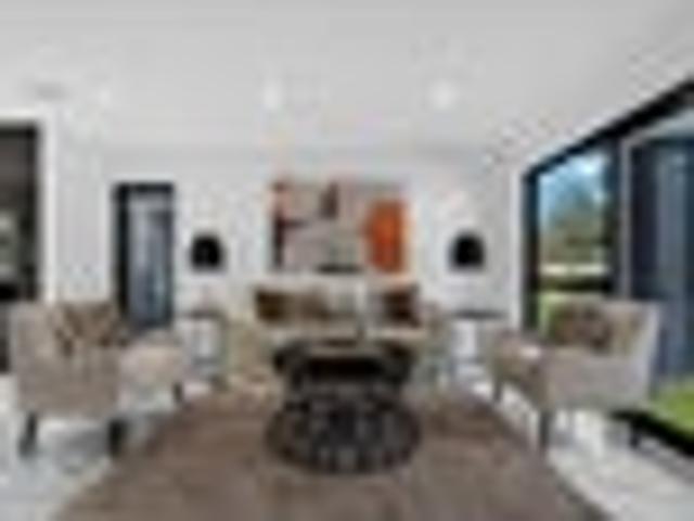 Flawless. Freehold. Freestanding