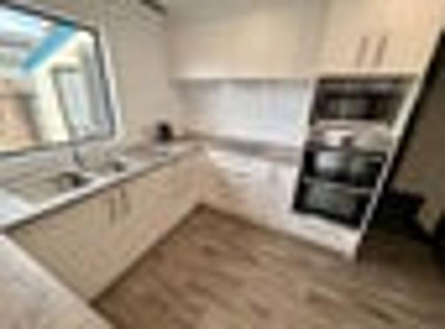 Flaxmere, 5 bedrooms, $750 pw