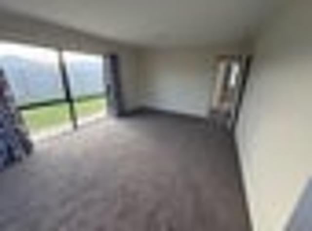 Flaxmere, 2 bedrooms, $530 pw