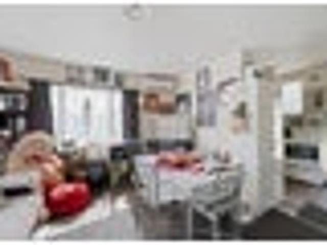 Flaxmere, 2 bedrooms, $460 pw