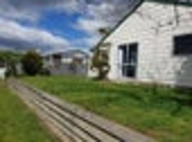 Flaxmere, 2 bedrooms, $500 pw