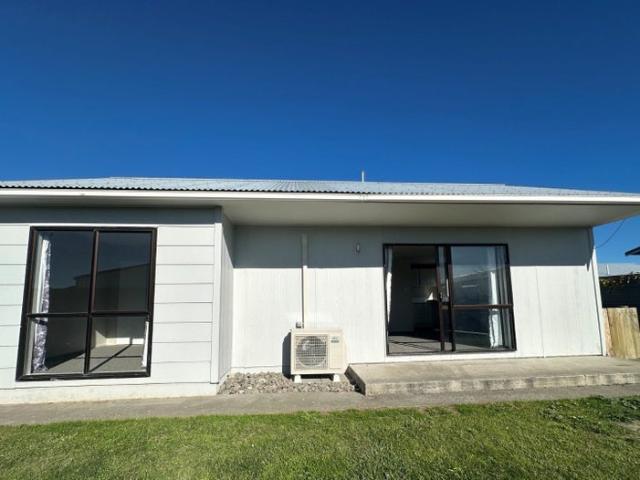 flaxmere, 2 bedrooms