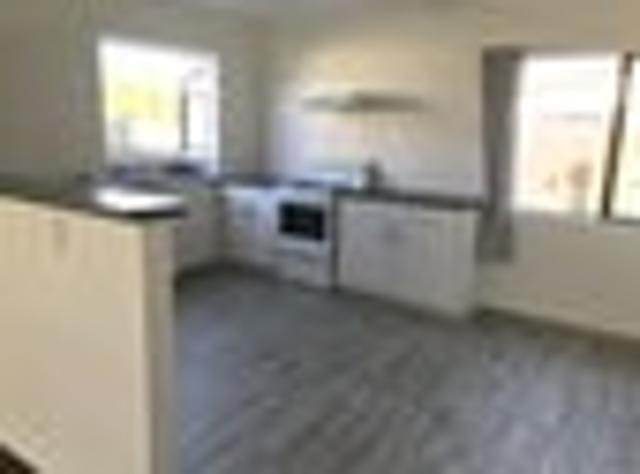 Flaxmere, 3 bedrooms, $560 pw