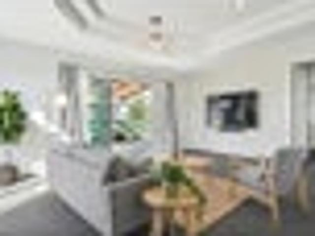 Flaxmere, 3 bedrooms, $590 pw