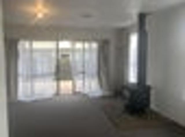 Flaxmere, 3 bedrooms, $620 pw