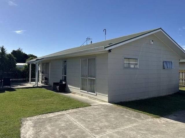 flaxmere, 3 bedrooms