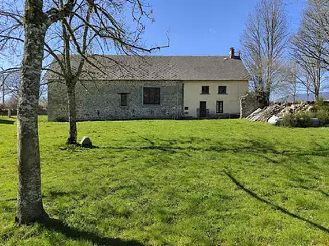 Flayat 23260 Achat / Vente maison 5 pièces t5 au dernier étage