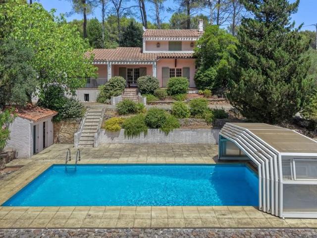 Flayosc Élégante propriété provençale au coeur de plus de 2. 178m² Draguignan