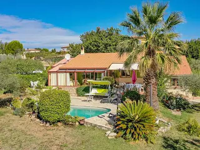 Flayosc 83780 Achat / Vente maison 5 pièces t5