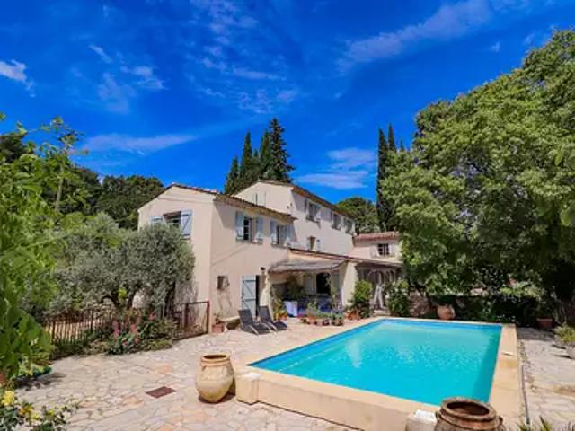 Flayosc 83780 Achat / Vente maison 9 pièces t9