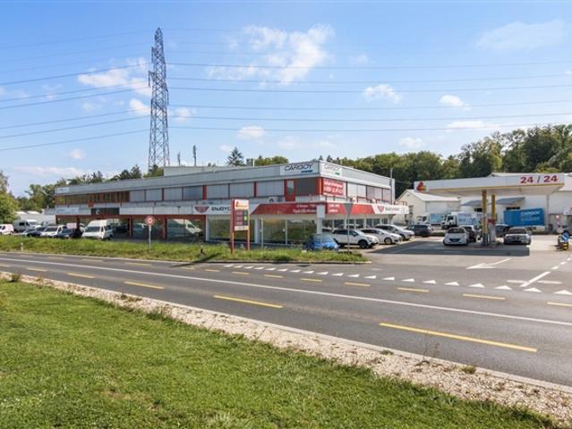 Fläche 1000 m² – Fitness/Showroom/Büro – bis zu 75 Parkplätze