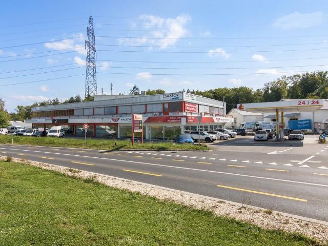 Fläche 1000 m² – Fitness/Showroom/Büro – bis zu 75 Parkplätze