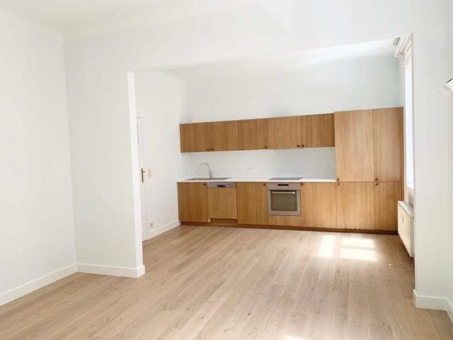 Flagey Appartement 2 chambres + bureau