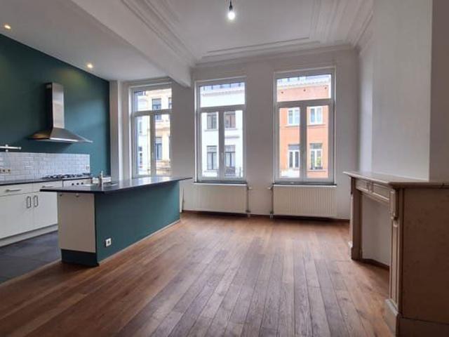 Flagey, superb 1 bedroom apartment, 27 m² terrace