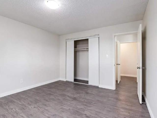 Flamborough Garden 2 Bedroom Apartment for Rent at 1411 Ashgrove Rd S, Lethbridge, AB T1K 3L8 Redwood
