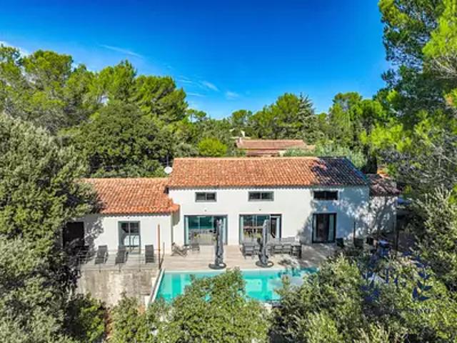 Flassans sur Issole 83340 Achat / Vente maison 10 pièces t10 terrasse parking