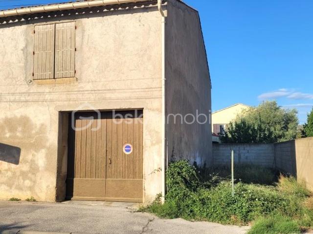 FLEURY D'AUDE REMISE DE 72 M² SUR UNE PARCELLE DE 183 M²
