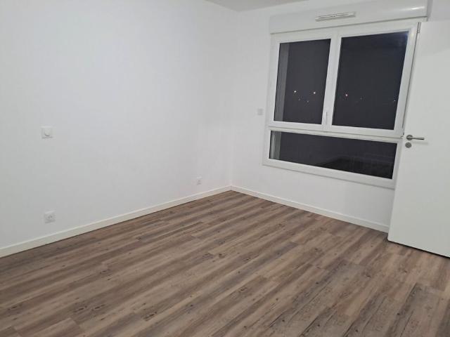 FLEURY SUR ORNE Appartement 2 pièces