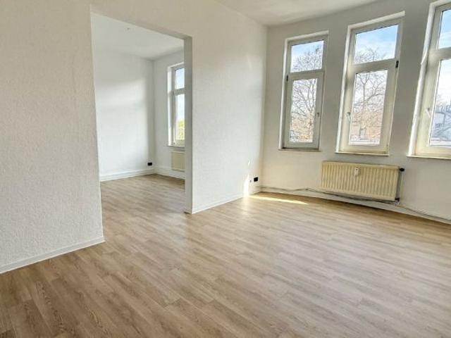 Flexible 2 3 Zimmerwohnung Wohnen mitten im Geschehen!