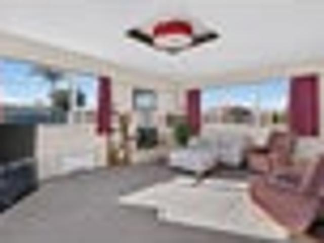 Flexible Taradale Living and Vendors Ready to Move