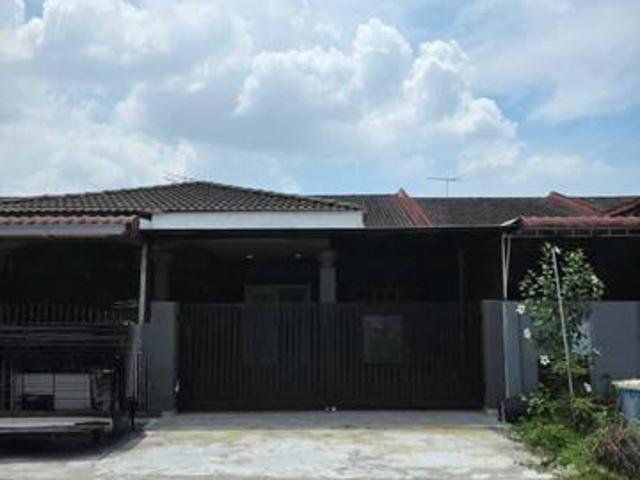 FLEXIBLE BOOKING REFURBISH 1Storey Terrace Telok Panglima Garang