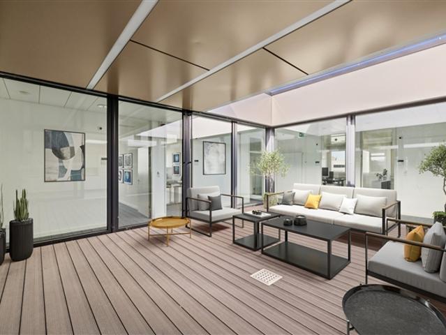 Flexible Büroflächen mit Atrium in Allschwil  ideal für innovative Un
