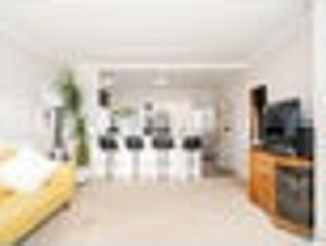 Flexible Living With Income Potential
